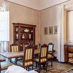 Marble House * Carrara